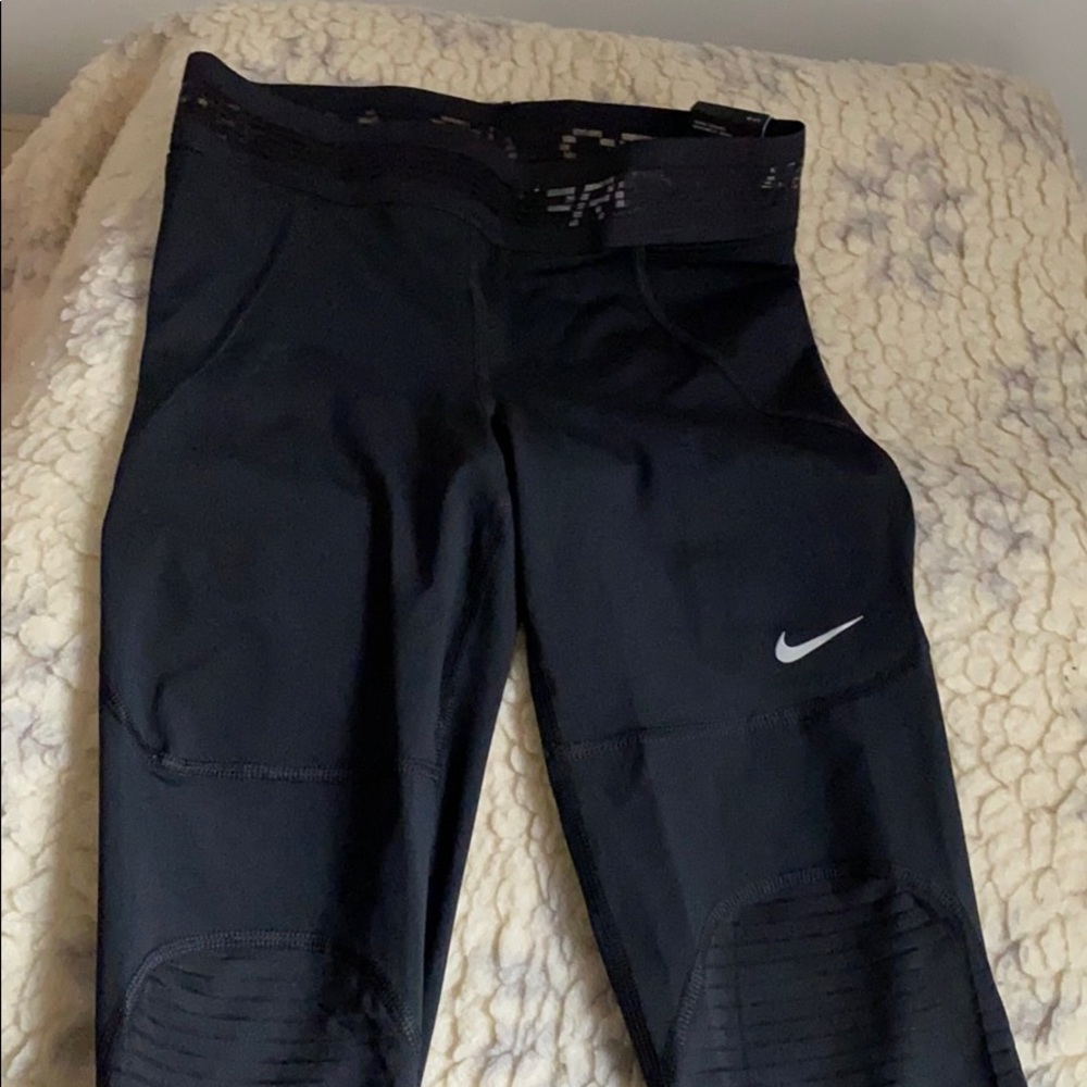 Brand new Nike pro leggings